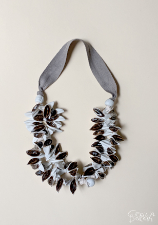 Collar de la serie Aves por Cecilia Borghi / Necklace from Birds series by Cecilia Borghi