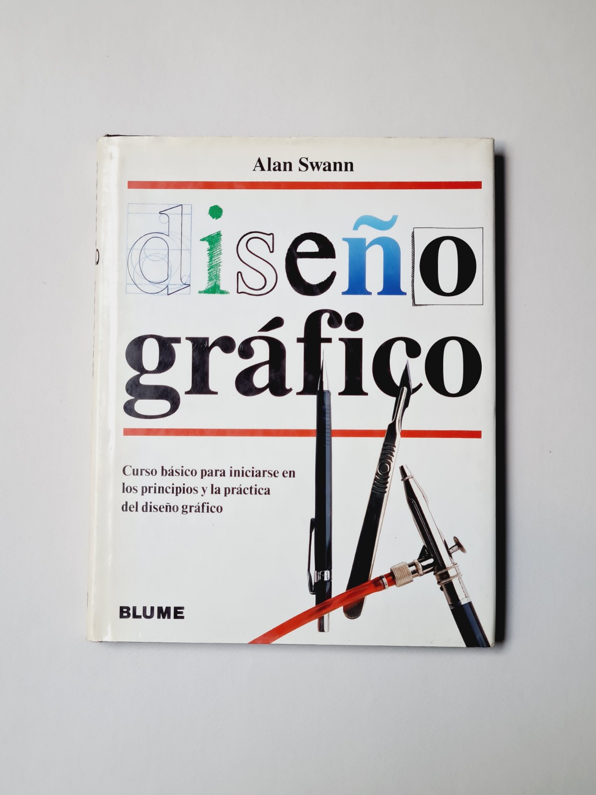 Diseño Gráfico por Alan Swann